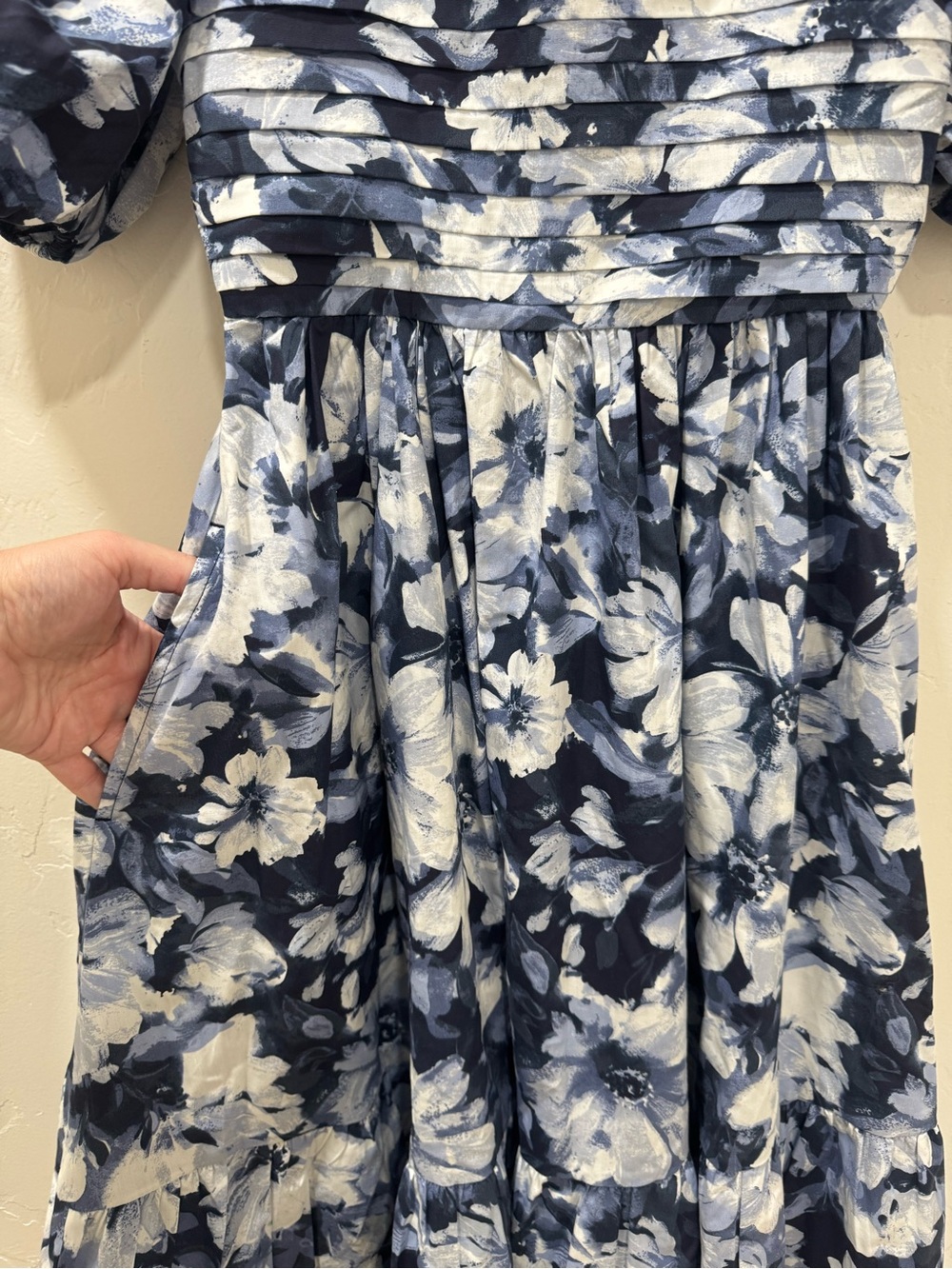 NWT Abercrombie & Fitch Emerson Midi Dress Puff Sleeve Blue Floral XS Petite - Picture 10 of 16